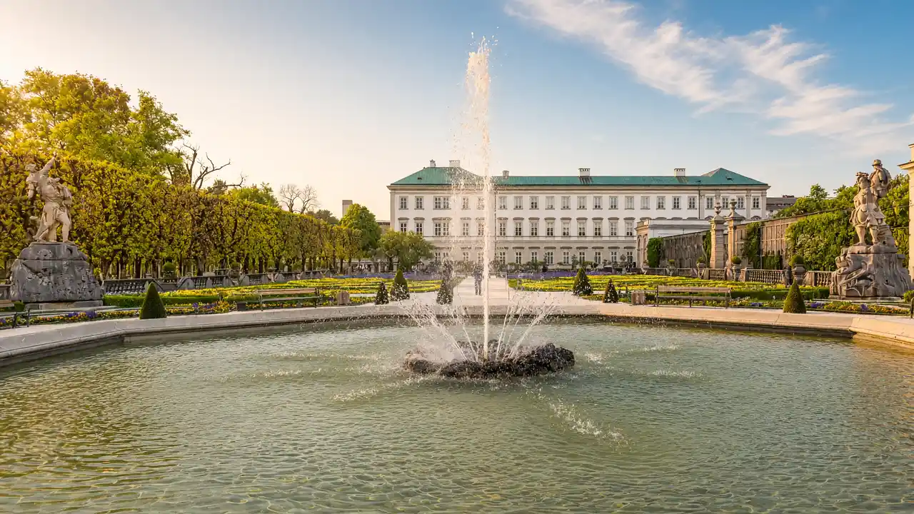 KI-Illustration: Brunnen und Gärten am Schloss Mirabell